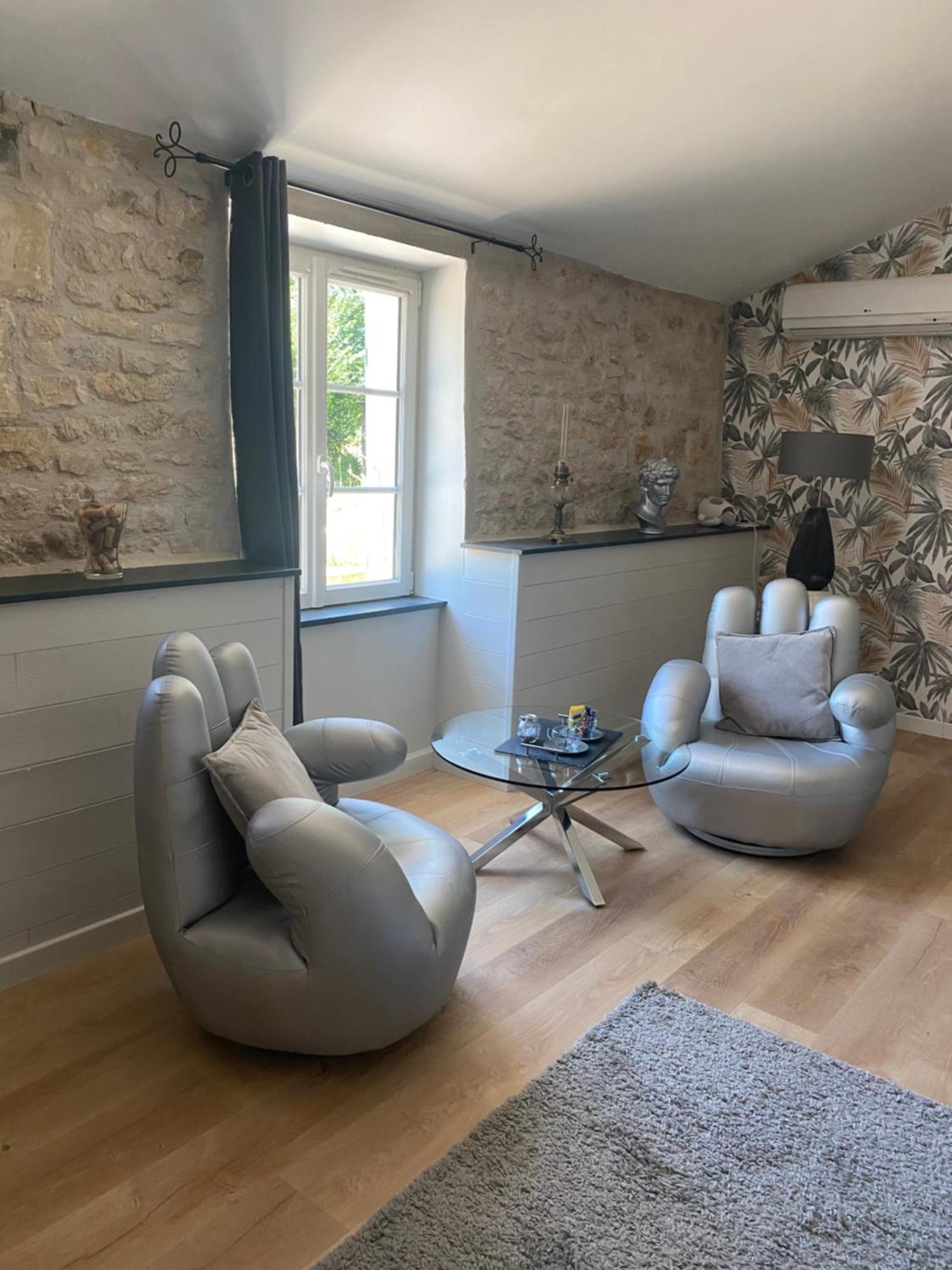 Aigrefeuille-dʼAunis La Chaumeauniere B&B 외부 사진